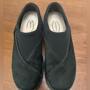 Merrell Women’s Black Suede Top Performance Moc